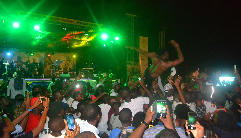 christmas in douala.
Douala: When Your Family's Still Moving