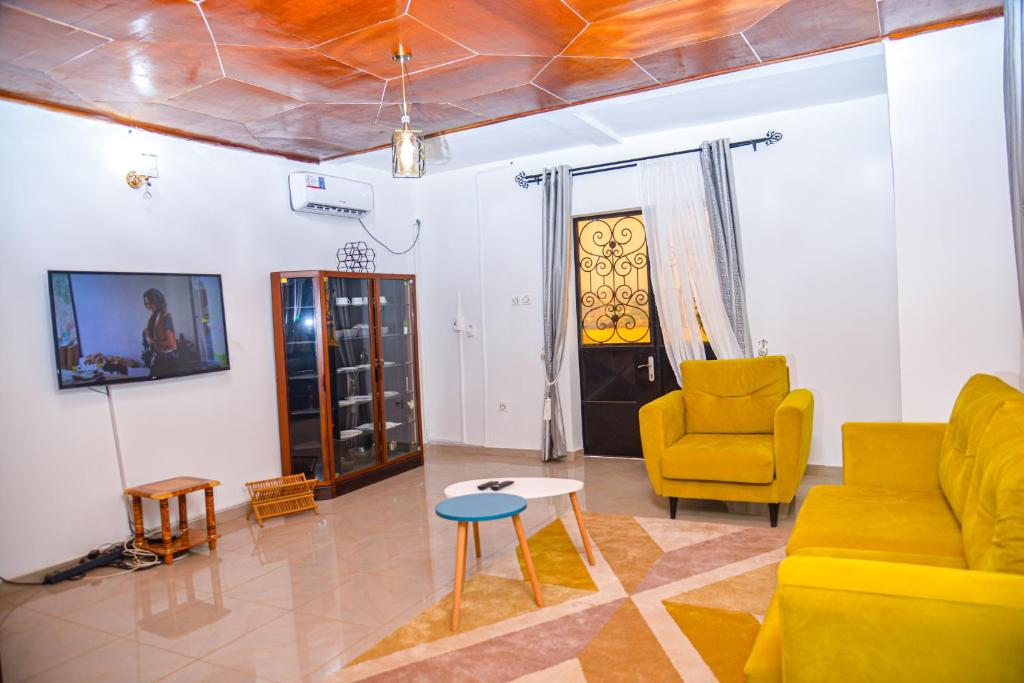studio meublé yaounde Uniresa